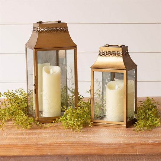 Gold Finish Mirrored Wall Sconce