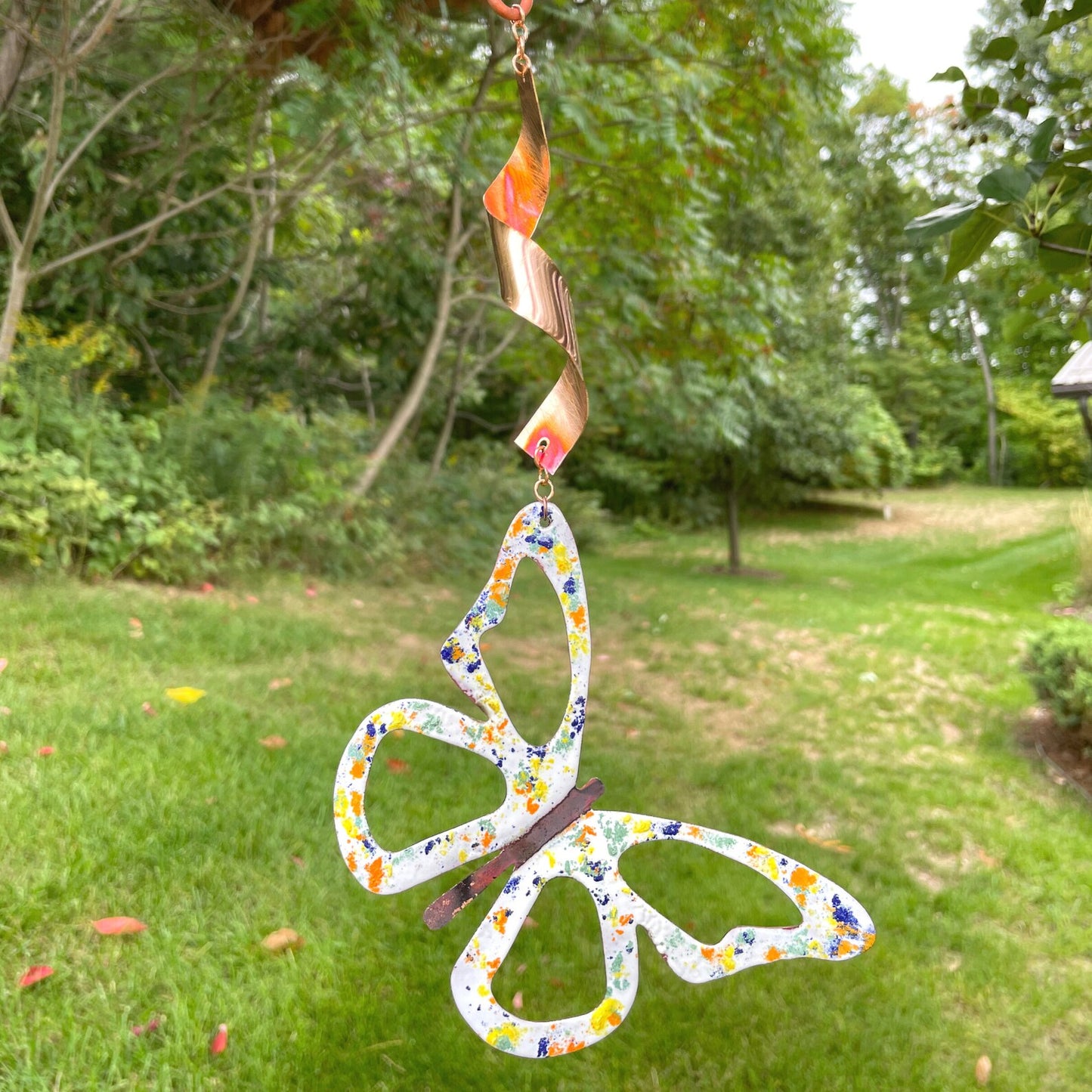 Enameled hanging garden spinner
