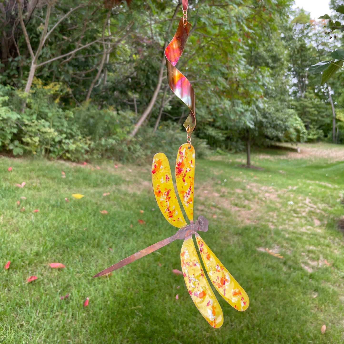 Enameled hanging garden spinner