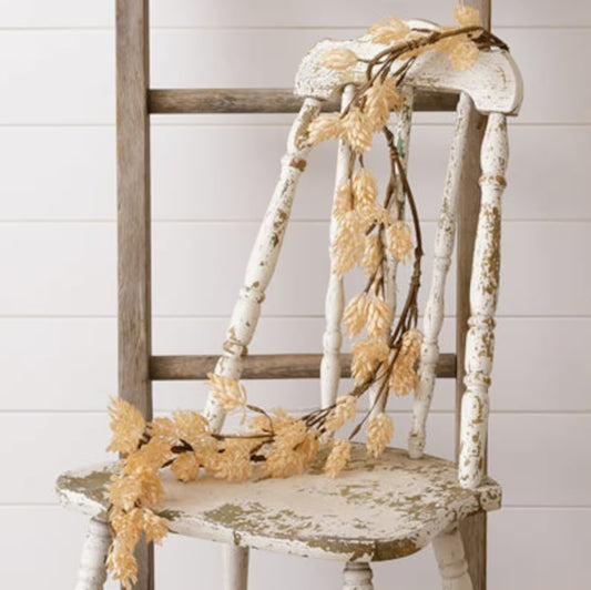 Cream hops garland