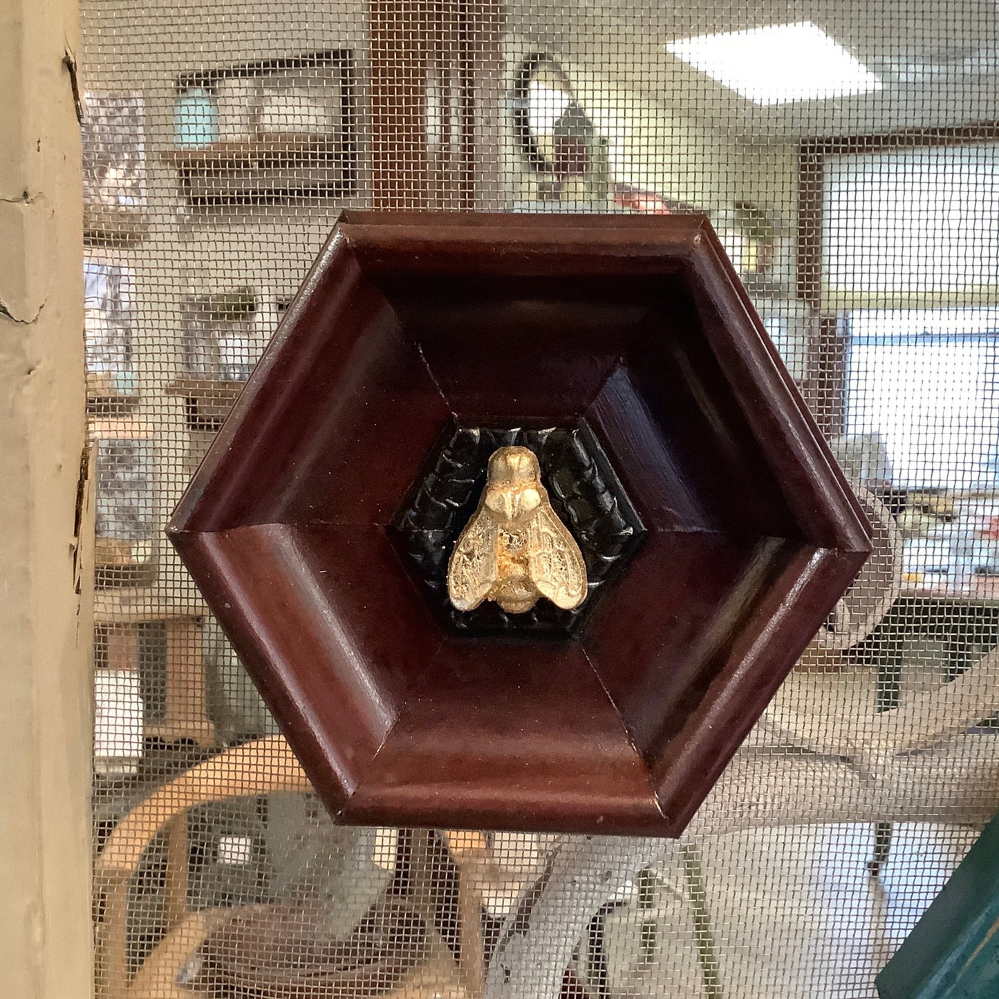 Miniature frames