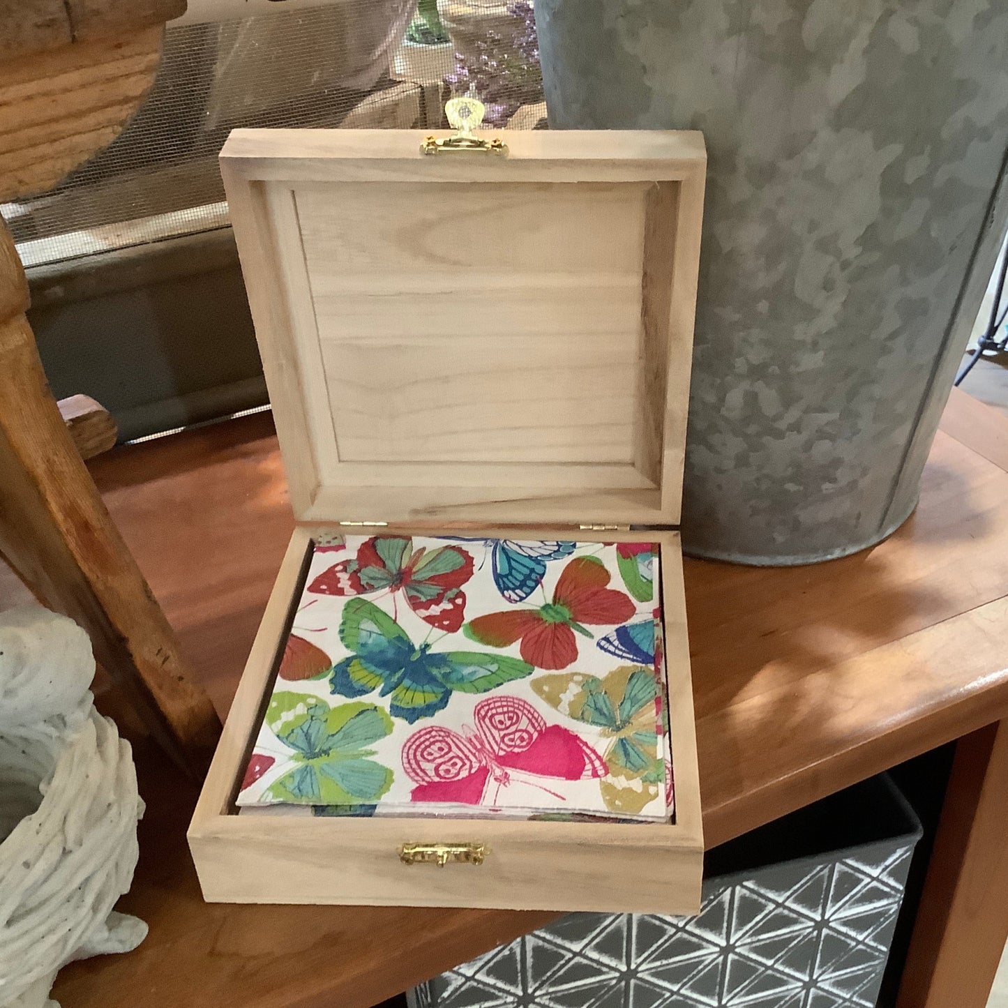 Wood hinged box