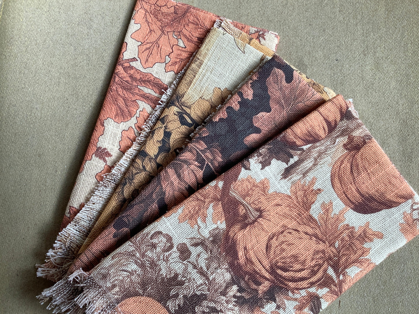 Leaf and pumpkin napkins