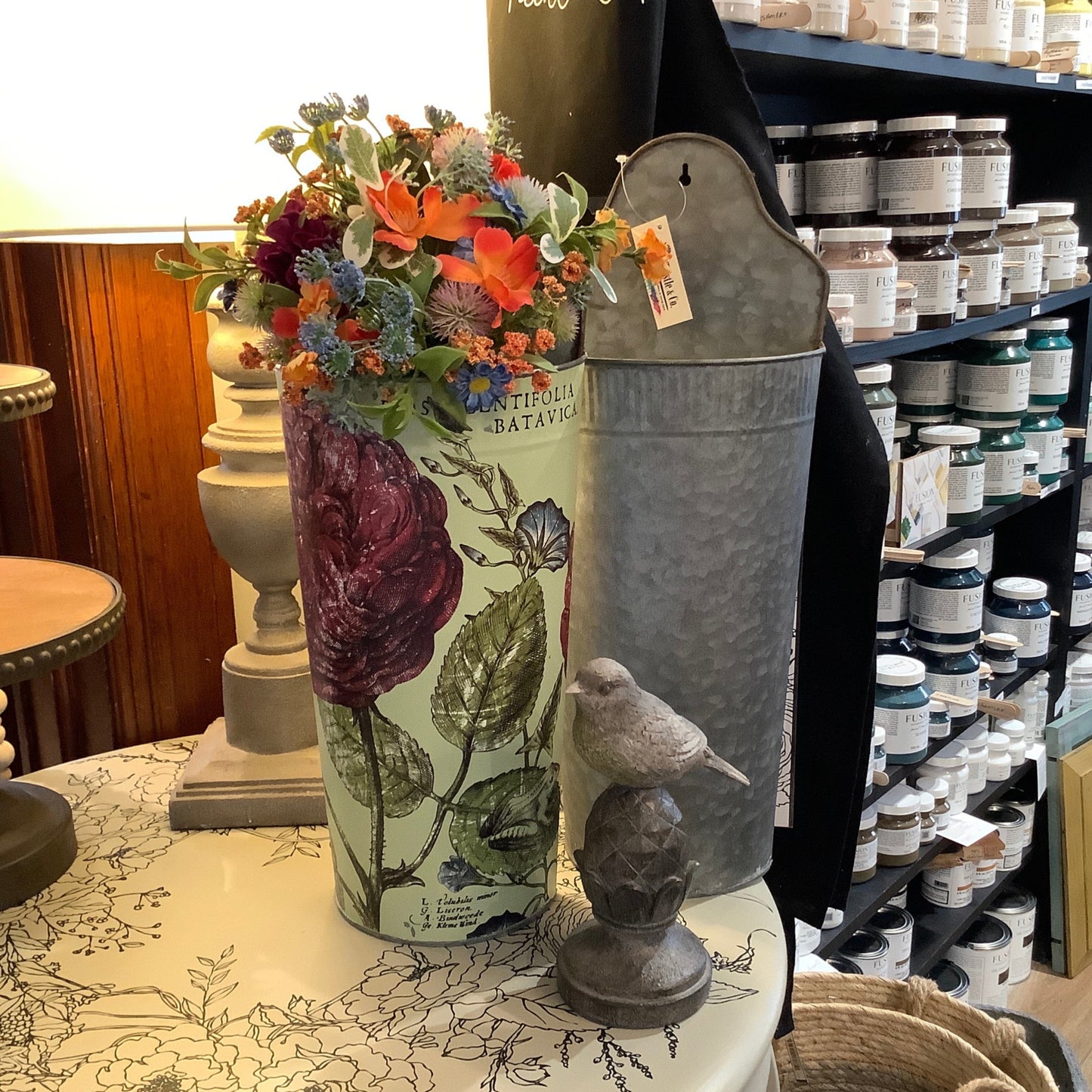 Tin wall pocket -large