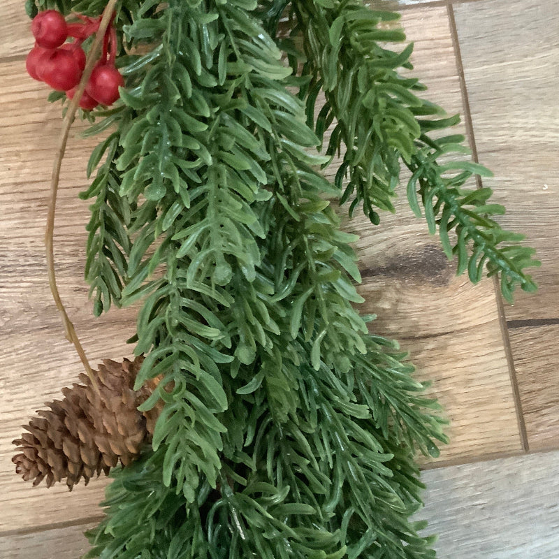 Real feel yew garland