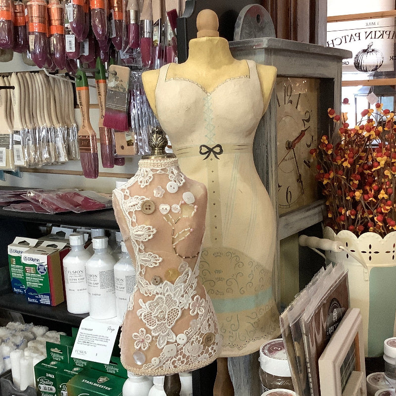 Dress form mannequin