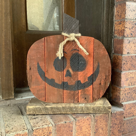 Jack-o-Lantern reclaimed decor