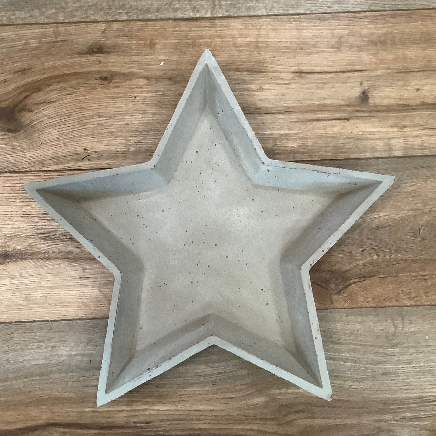 Wooden star tray