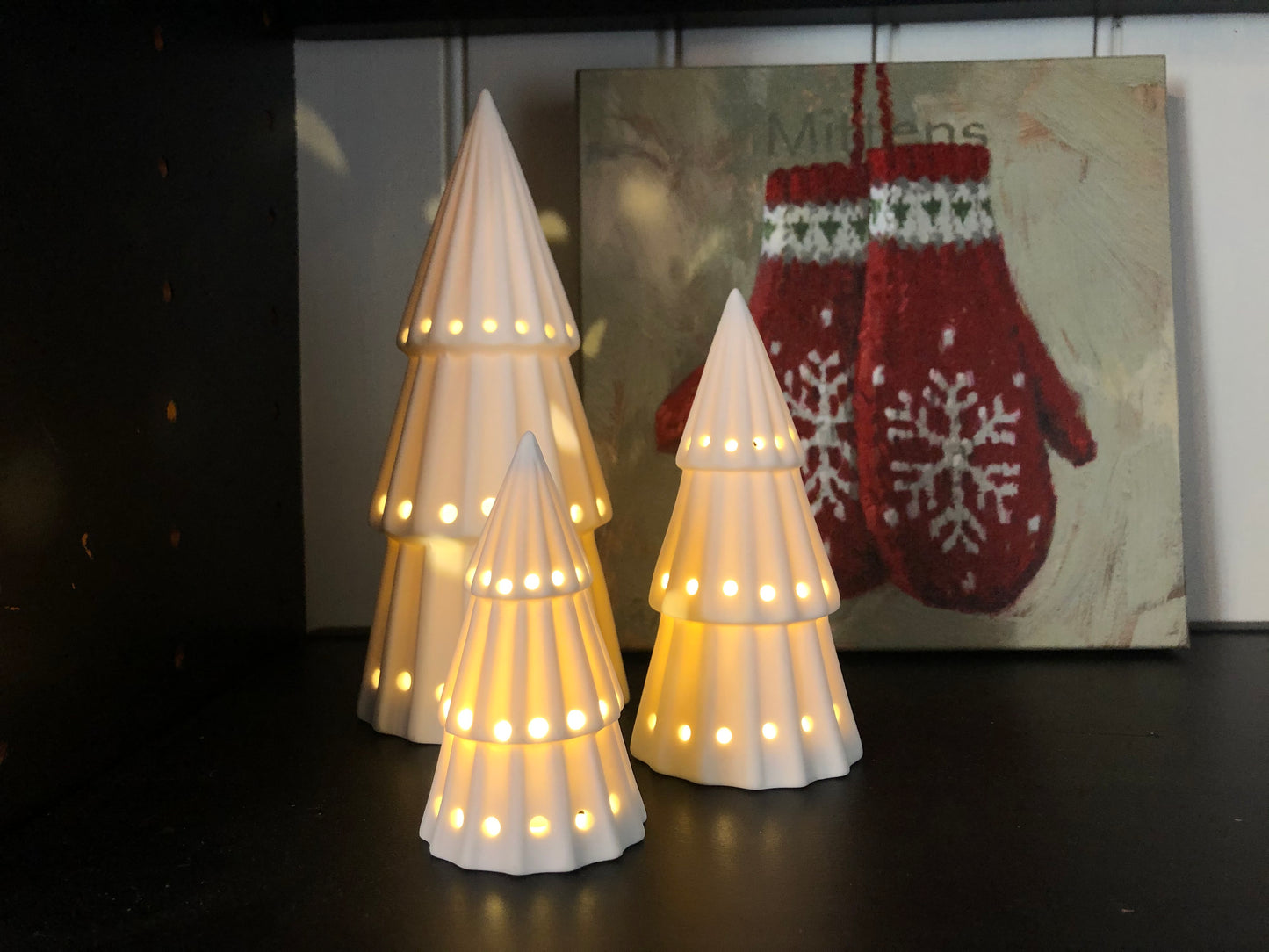 led holiday tree small banded